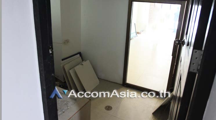  1  Studio Office Space For Rent in Sukhumvit ,Bangkok BTS Phrom Phong AA17557